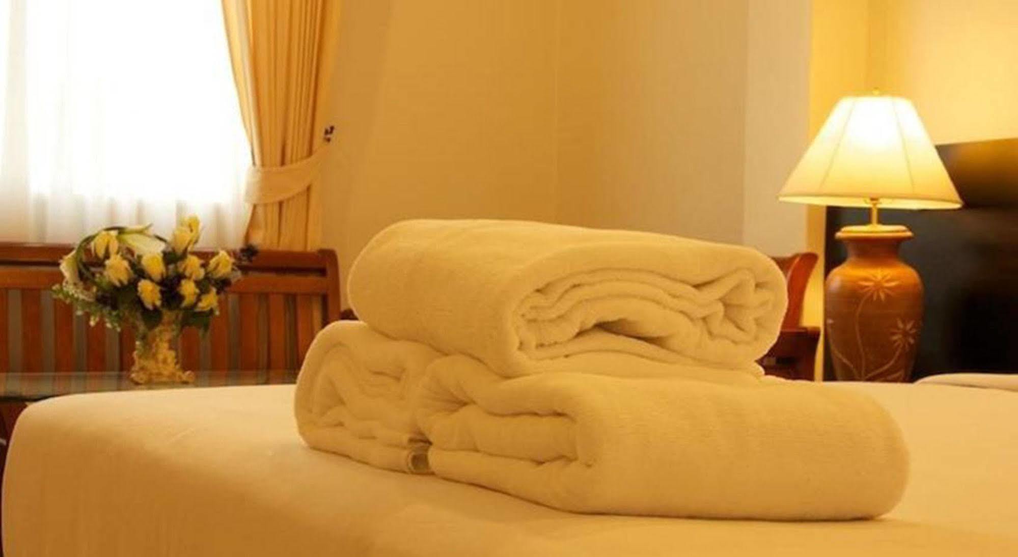 Airport Mansion Phuket Hotel Ban Bo Han Luaran gambar